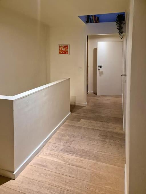Met Groot Terras Apartment
